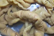 肥肠做法视频
:溜肥肠怎么做好吃？