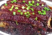 扣肉制作视频
:扣肉要什么做颜色才好看又好吃？