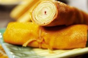 东北花卷的做法视频
:东北的熏豆腐卷怎么做？