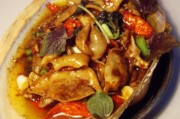 河蚌的做法视频
:大家好，请问河蚌怎么做好吃，有知道的吗？