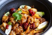 大肠锅仔做法视频
:肥肠锅仔饭店的做法？