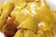 白切鸡的制作方法视频教程
:正宗白切鸡用老鸡还是嫩鸡做？简单的做法是什么？