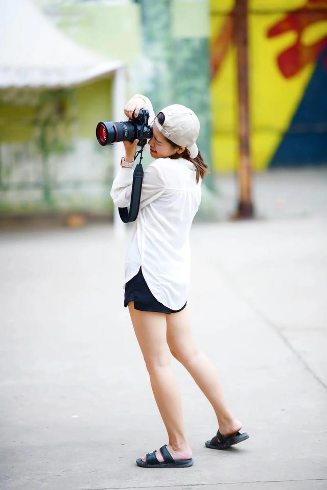 拍照赚钱
:平时很喜欢摄影,做一名业余摄影师能赚到钱吗? 第2张 拍照赚钱
:平时很喜欢摄影,做一名业余摄影师能赚到钱吗? 第2张