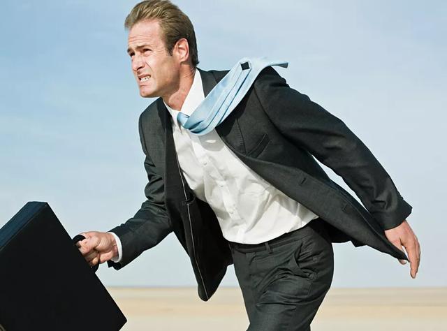 百家榜:有人说不抽烟不喝酒的男人才是最可怕的，你认同这句话吗？  第3张