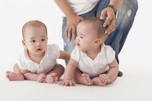 张新星:哥哥和嫂子出车祸去世了，老公非要领养双胞胎侄子，我怎么办？  第1张