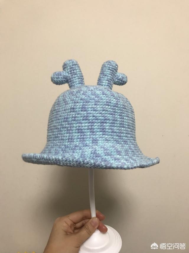 视觉玩偶:钩织小鞋子和玩偶哪种毛线好？  第1张