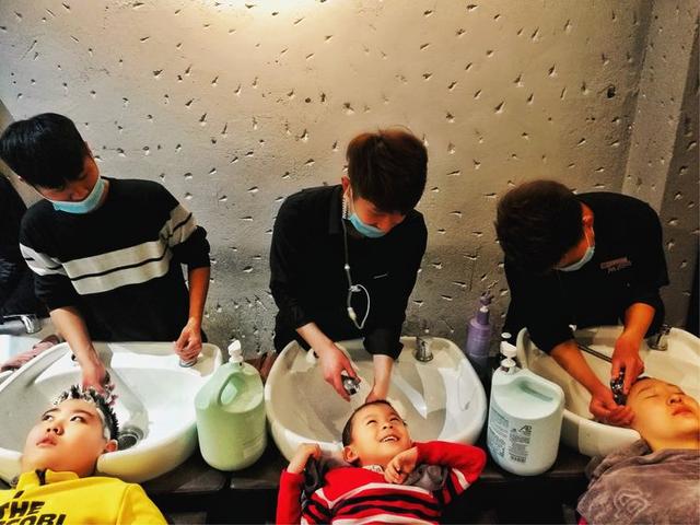 acdsee15:我们每天从上千件投稿里甄选，庞大的工作量背后是一群厉害的人们  第2张