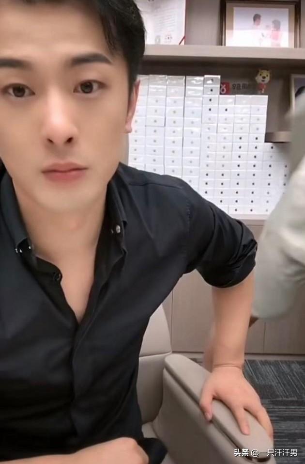 快手卖货
:关于快手卖货主播,辛巴,他卖的东西你觉得怎么样? 第2张 快手卖货
:关于快手卖货主播,辛巴,他卖的东西你觉得怎么样? 第2张