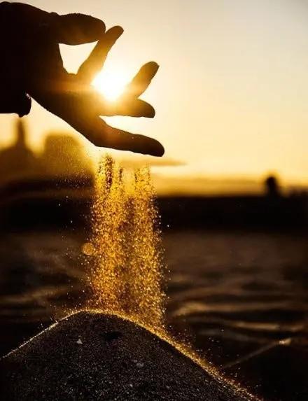 代写文案:我是做文案代写的，应该怎么样找到单子呢？  第1张