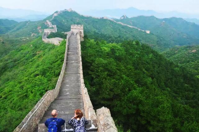 引导线构图:如何在摄影构图时使用引导线构图？  第3张