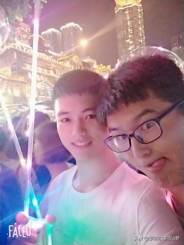 特抱抱:你想被拥抱吗？  第2张