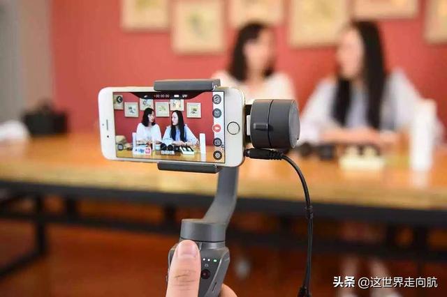快手如何赚钱
:抖音快手短视频如何赚钱？  第1张
