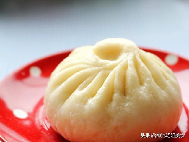 包子怎么制作视频
:香菇素馅包子怎么做？  第2张