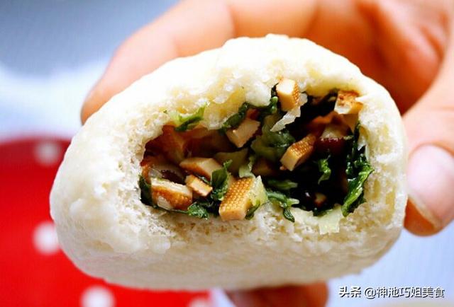 包子怎么制作视频
:香菇素馅包子怎么做？  第3张