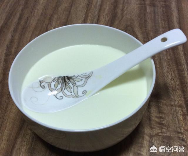 广东美食制作视频
:如何制作广东美食姜撞奶？  第1张