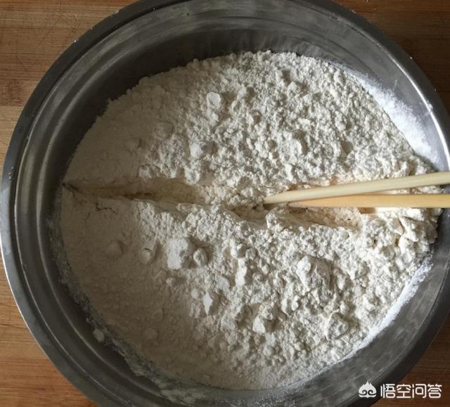 春饼的制作过程视频
:怎样做一张春饼？  第4张