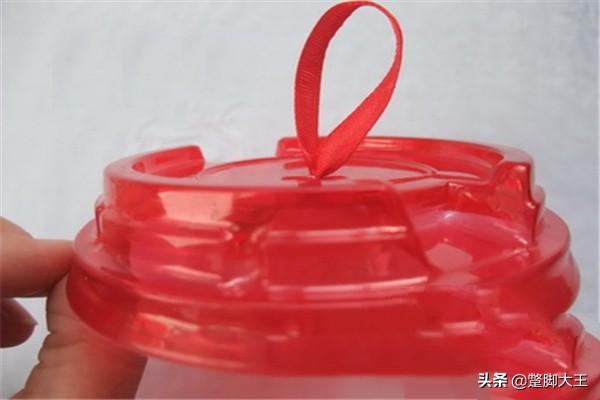 风铃的制作过程视频
:贝壳风铃的做法？  第2张