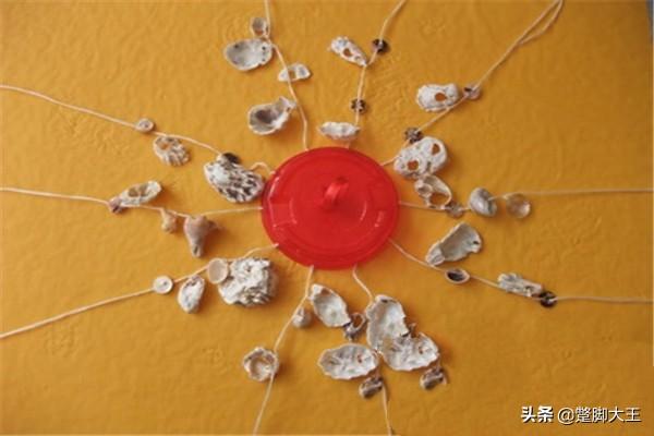 风铃的制作过程视频
:贝壳风铃的做法？  第6张