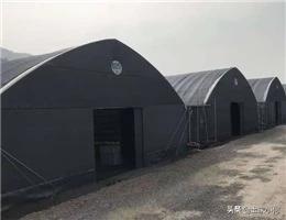 钢丝大棚制作方法视频
:怎么建温室大棚？  第2张