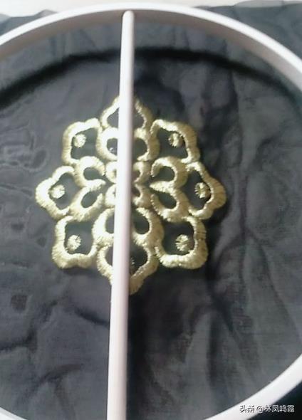 团扇制作教程视频
:手工刺绣的团扇有没有DIY制作的？怎么做？  第6张