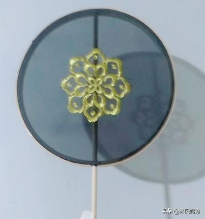 团扇制作教程视频
:手工刺绣的团扇有没有DIY制作的？怎么做？  第13张