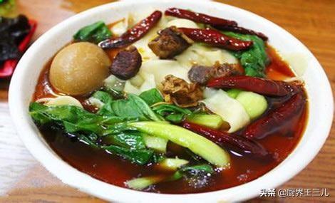 板面的制作过程视频
:你好，请问正宗的安徽板面怎么做？辣椒怎么做？  第3张