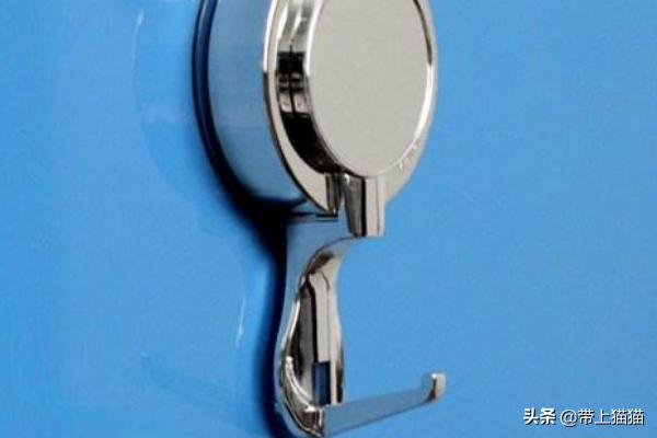 窗帘的制作过程视频
:如何两分钟做简易窗帘？  第1张