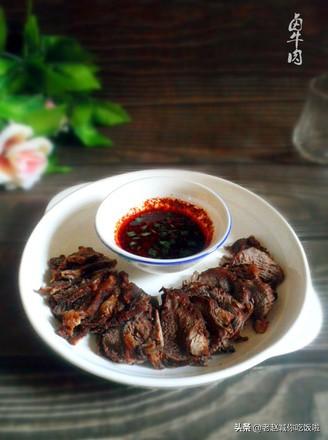 五香牛肉的做法最正宗的做法视频
:牛肉要怎么卤才正宗？  第6张