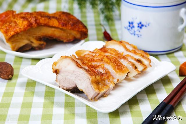 脆皮五花肉怎么做视频
:脆皮五花肉怎么做？  第6张