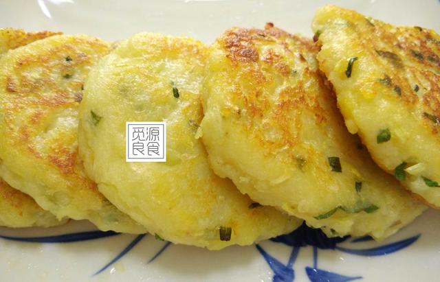 土豆饼怎么做的视频
:土豆饼色香诱人怎么做呢？  第2张