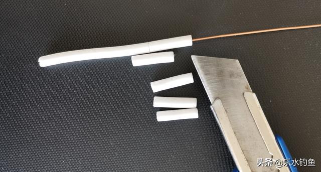 浮漂的制作方法视频
:浮珠漂好用吗？如何自制浮珠漂醒目豆？  第4张