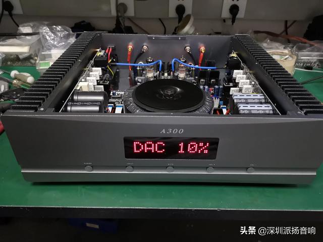 胆机制作视频
:想买个入门级HiFi胆机听音乐，头条哪位朋友有用过，推荐牌子和型号。谢谢？  第2张