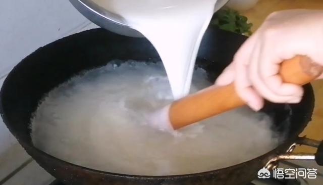 白凉粉的制作方法视频
:自制白凉粉的做法是什么？  第2张