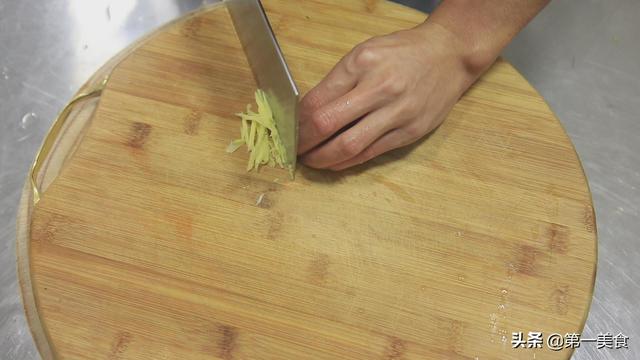 油焖大虾的制作方法视频
:油焖大虾怎么做？  第10张