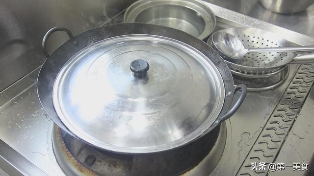 油焖大虾的制作方法视频
:油焖大虾怎么做？  第19张