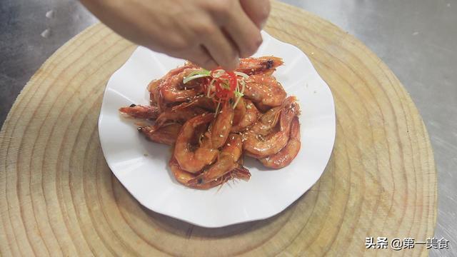 油焖大虾的制作方法视频
:油焖大虾怎么做？  第22张