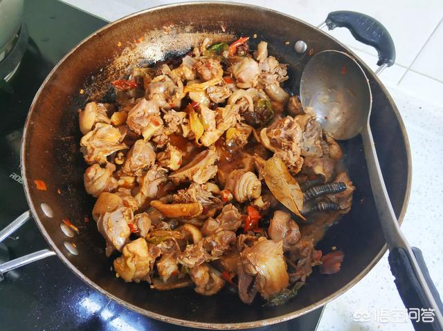 炒辣子鸡的制作方法视频
:辣子鸡怎么做最好吃？  第6张