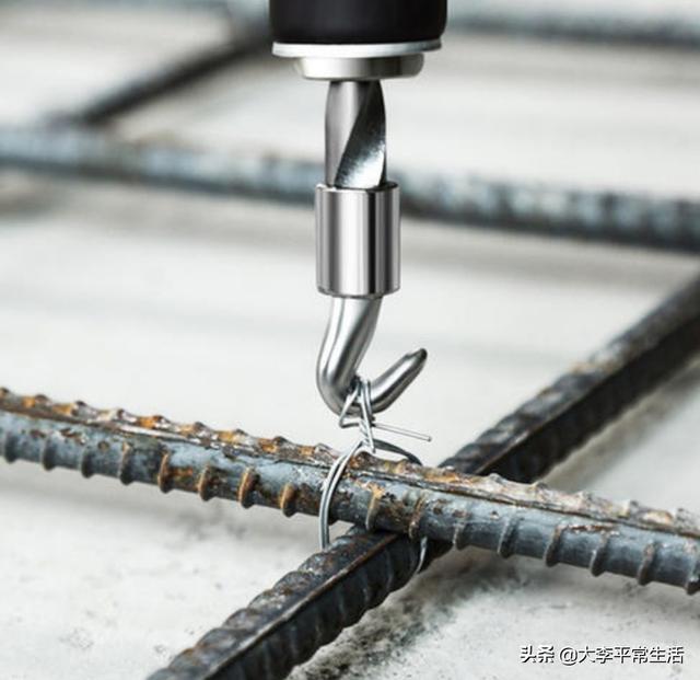 钢筋绑扎钩制作视频
:怎么制作半自动扎丝钩？  第3张