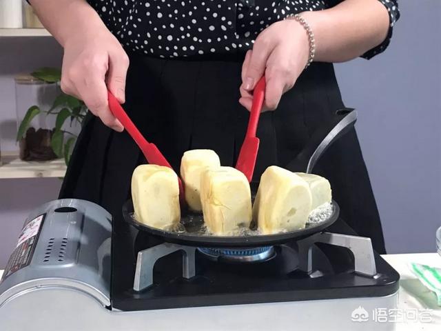 糕点的制作方法视频
:如何制作出既有卖相又好吃的糕点？  第15张