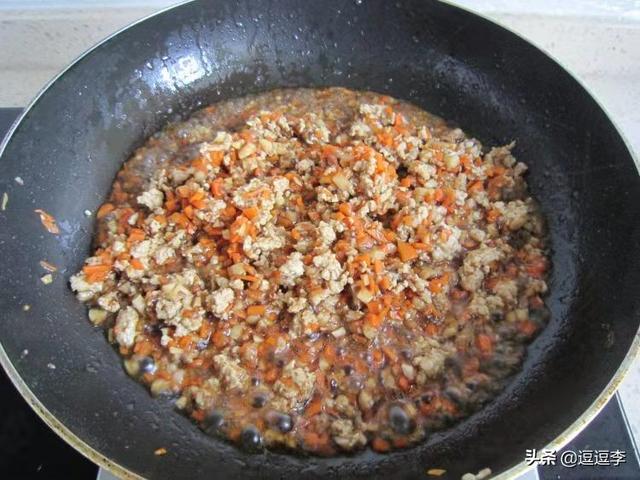 烧麦制作方法视频
:做烧麦的米饭可以提前一天蒸吗？烧麦怎么做？  第3张