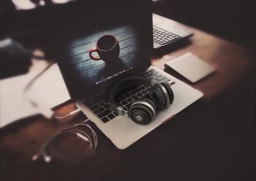 7d视频用什么制作
:产品宣传视频用什么做？  第1张