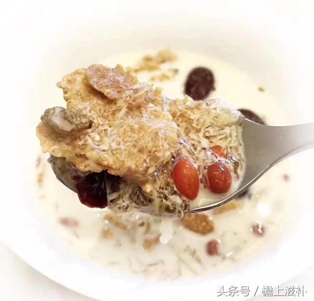 燕窝制作方法视频
:燕窝怎么做？  第10张
