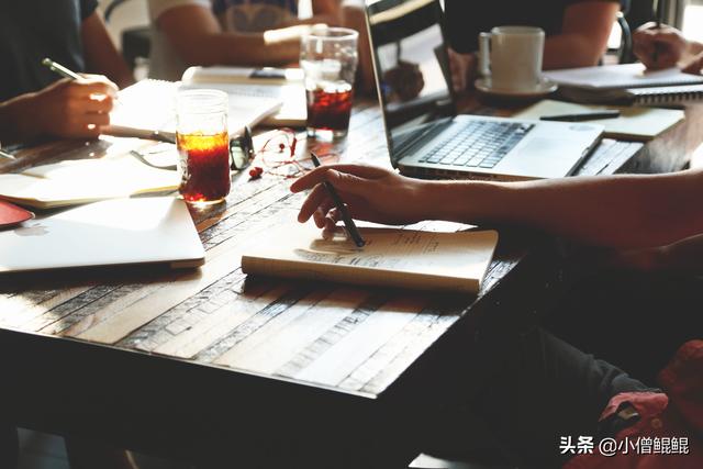 广告创意视频制作
:现在直播和短视频很火，想知道品牌营销制作短视频有什么套路没？  第1张
