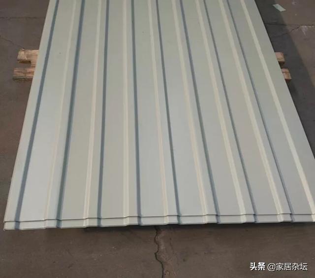 彩钢制作视频
:平房楼顶可以用彩钢瓦防水吗？怎么做？  第2张