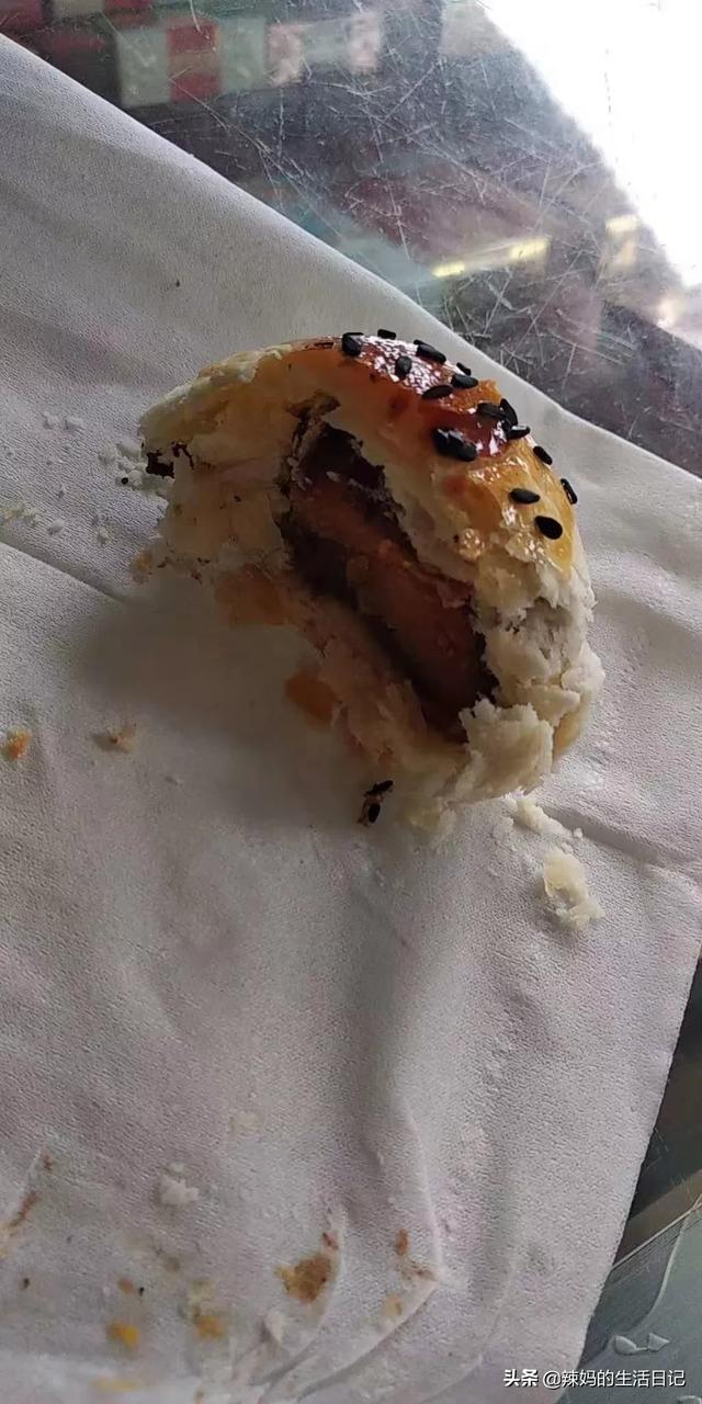 鸡蛋酥的制作方法视频
:蛋黄酥里的蛋黄是鸡蛋黄吗？怎么做好吃？  第5张