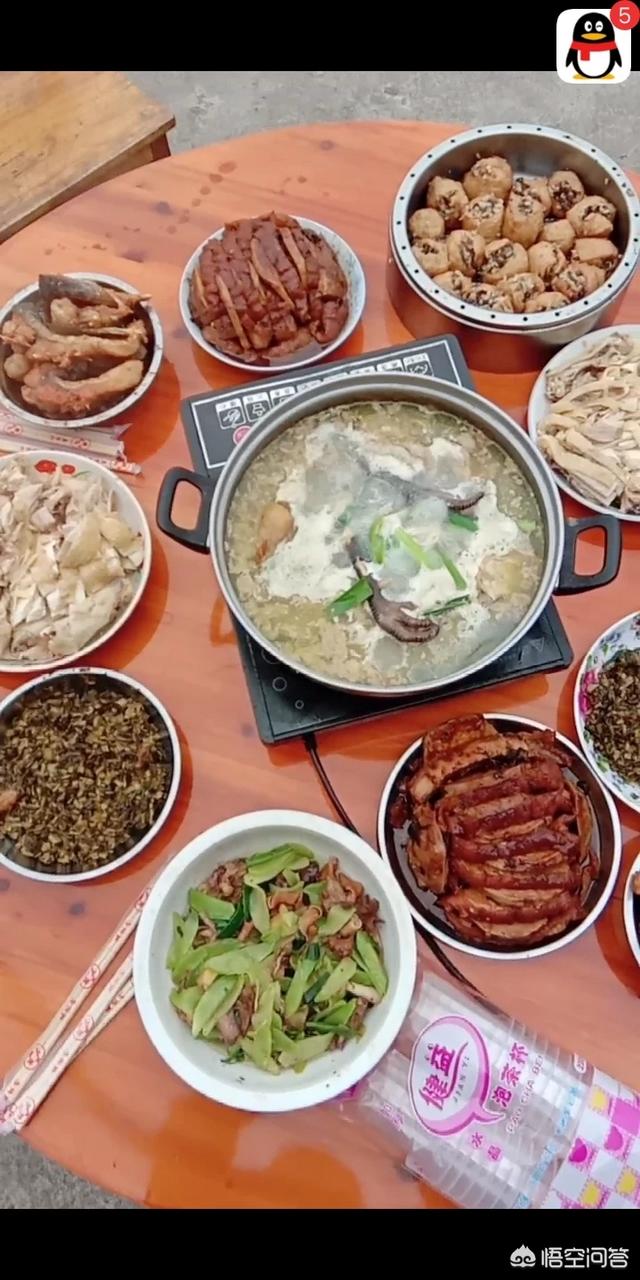 扣肉做法视频
:正宗的香芋扣肉应该怎么做？  第1张