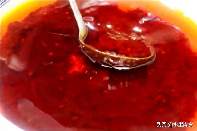 东北酱大骨头的正宗做法视频
:酱棒骨怎么做？  第10张