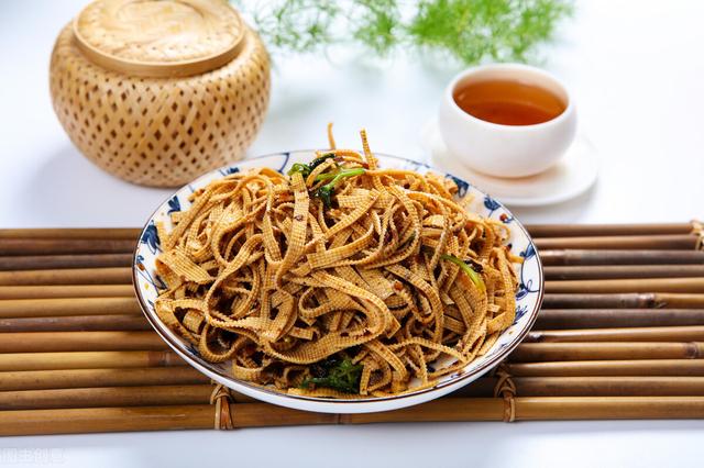 豆腐皮做法视频
:怎样做豆腐皮？  第3张