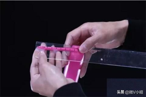 气球玫瑰花的做法视频
:气球玫瑰花造型教程？  第2张