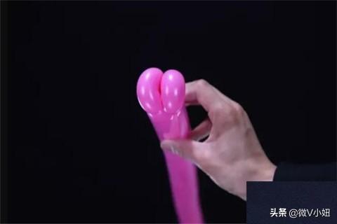 气球玫瑰花的做法视频
:气球玫瑰花造型教程？  第3张